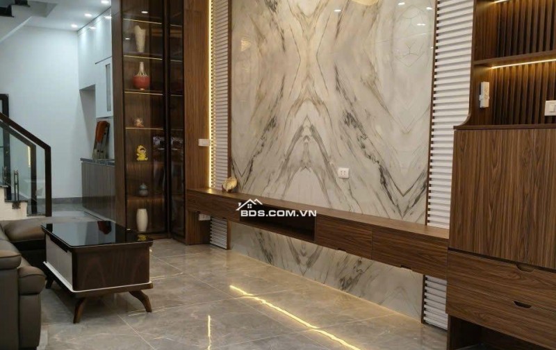 BÁN NHÀ PHÚ DIỄN – NGÕ Ô TÔ – VỊ TRÍ VÀNG SÁT CẠNH MỸ ĐÌNH, GẦN HỒ ĐIỀU HÒA, TRƯỜNG HỌC